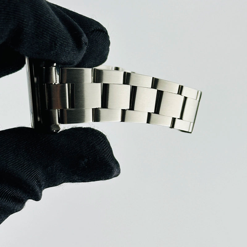 Rolex Oyster Perpetual Am Lavender Dial on Oyster Ref 67480