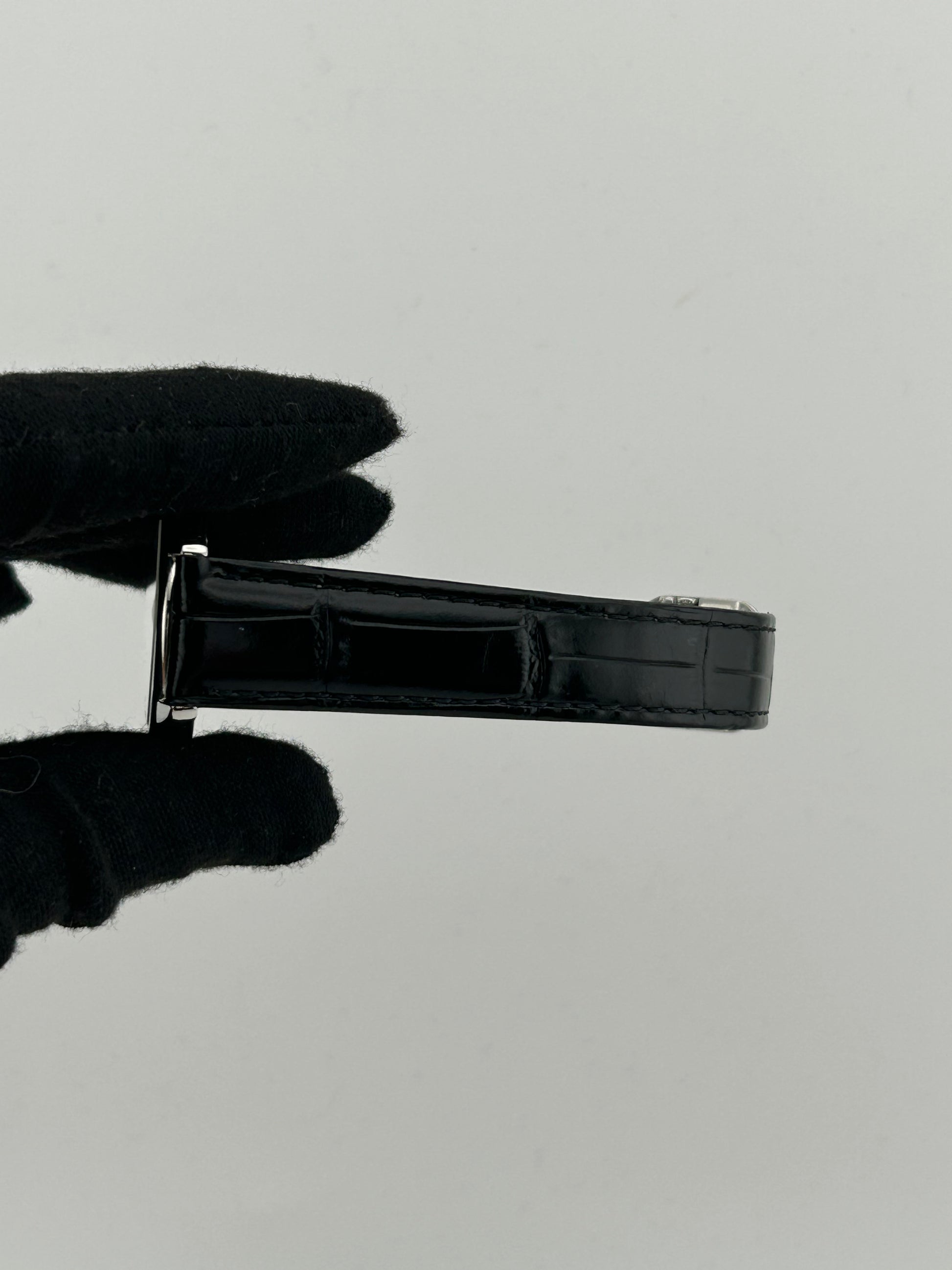 Cartier Ronde Solo de Cartier Silver Roman & Arabic Numerals Dial on Black Leather Strap Ref. W6700155 Card 2017 — view 5