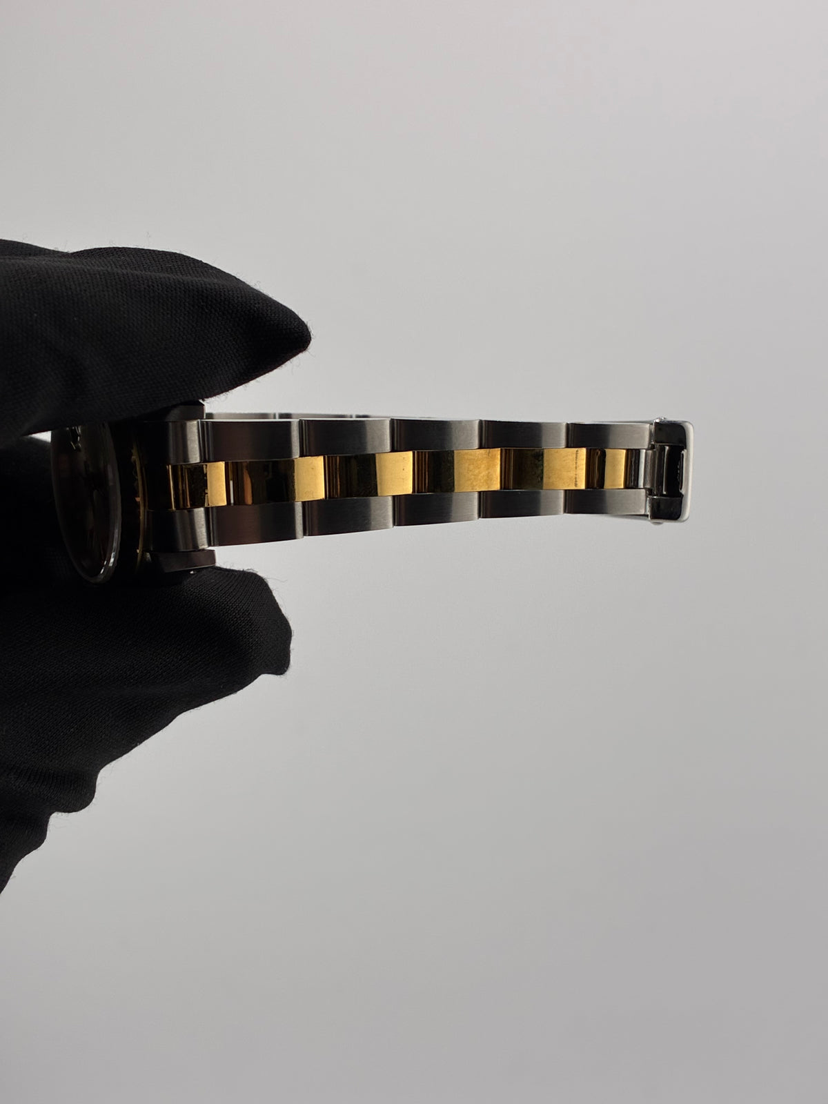 Rolex Lady-Datejust Champagne/Gold Stick Dial on Oyster Bracelet Ref. 69173 1989 — view 5