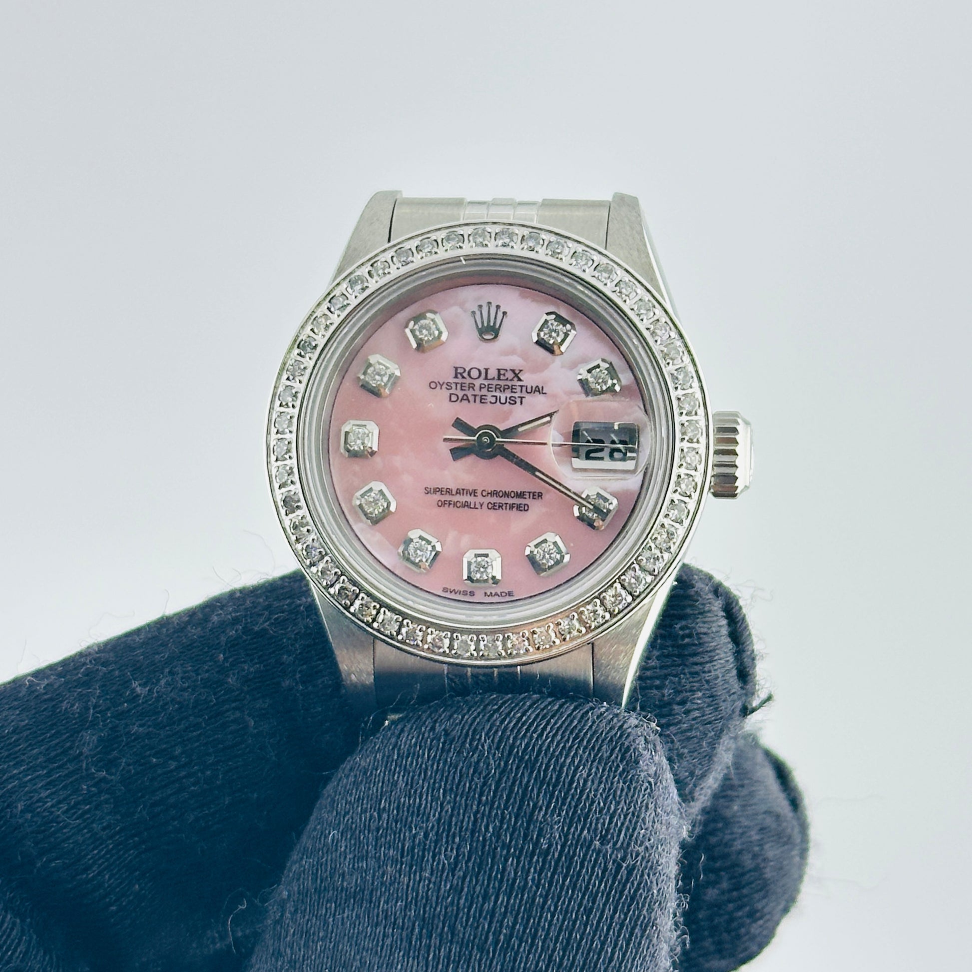 Rolex Datejust Lady Am Pink Mop Diamond Dial on D Link Jubilee Bracelet Ref. 69174 Papers Open Date — view 2