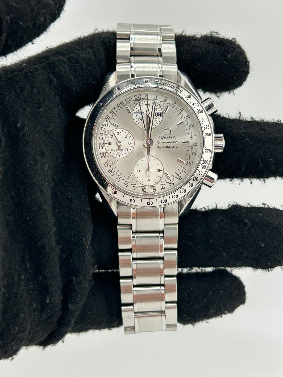 Omega Speedmaster Day Date Silver Dial on Stainless Steel Bracelet Ref. 3523.30.00 Card — view 2