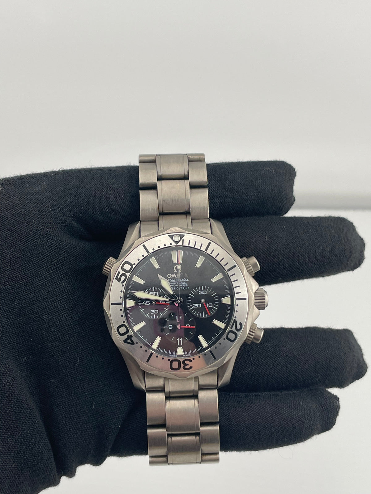 Omega Seamaster Ref. 22935000 Complete Open Date — view 2