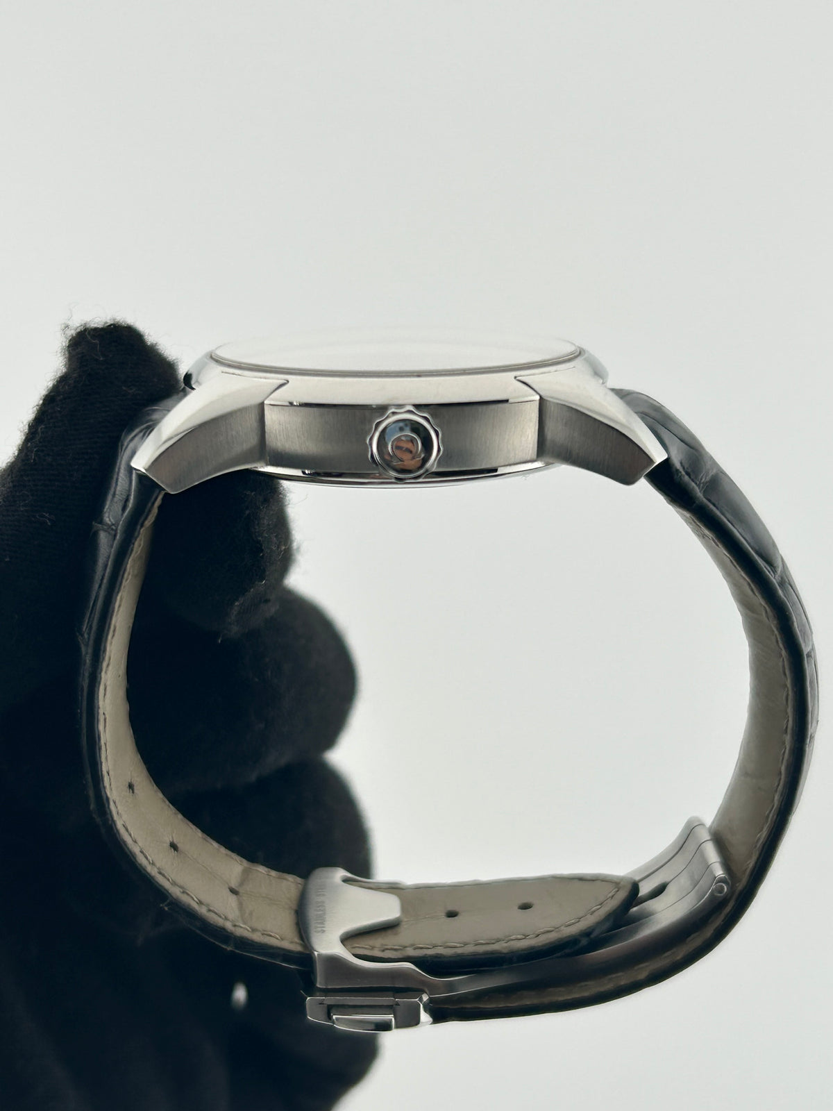 Omega De Ville Silver Roman Dial on Leather Ref. 433.13.41.21.02.001 Complete Open Date — view 6