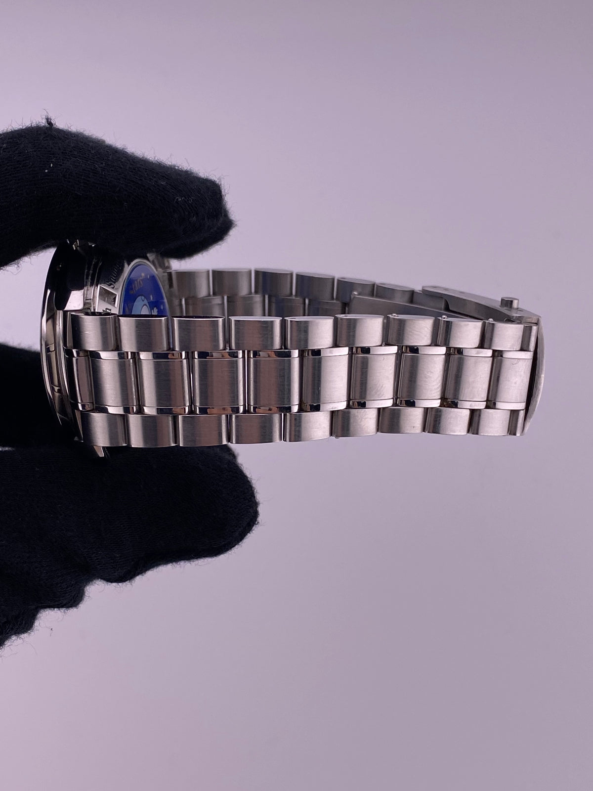Omega Speedmaster Moonwatch "Snoopy" Black Snoopy Dial on Bracelet Ref. 3578.51.00 — view 5