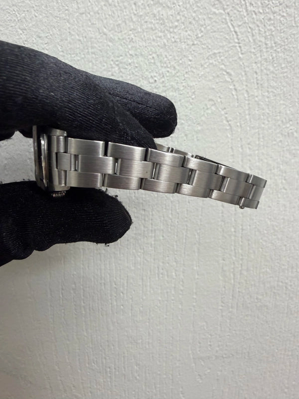 Rolex Datejust Silver Dial on Oyster Ref 69190